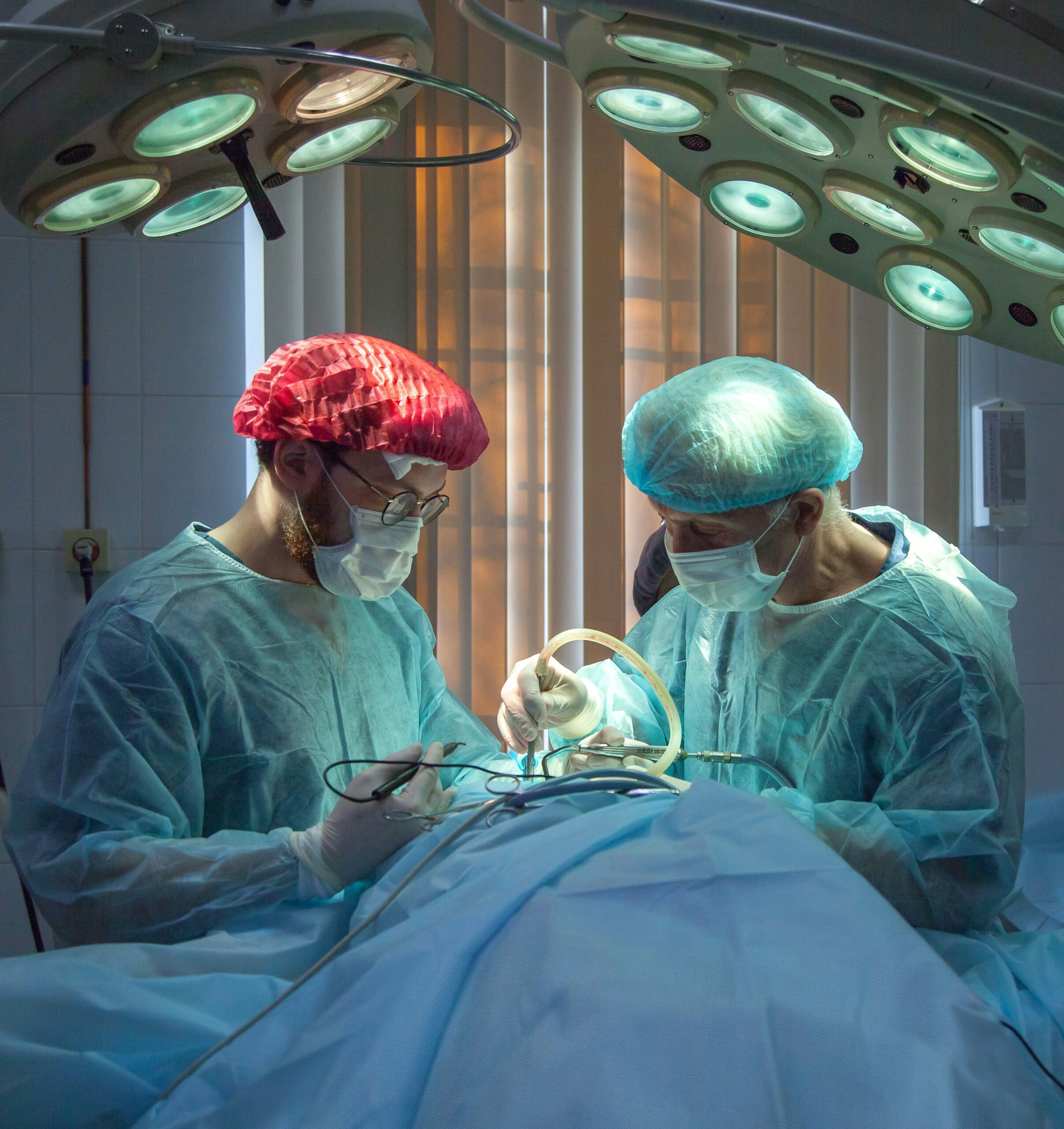 Revolutionizing Surgery: A Robot Trained by Watching Surgical Videos Matches Human Doctors’ Skills